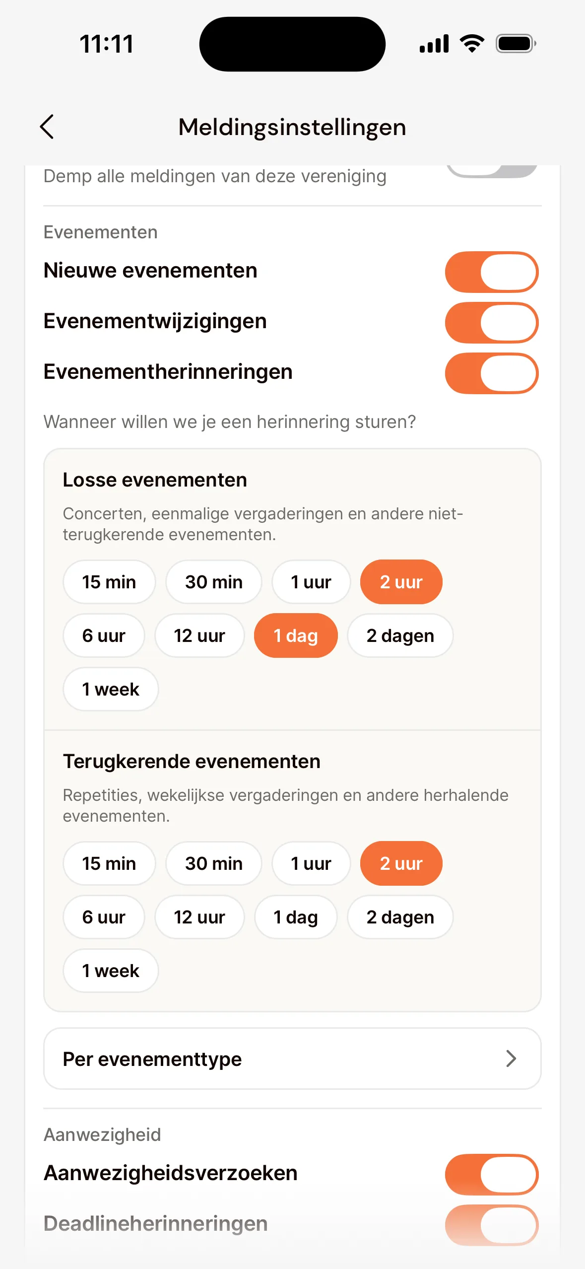 Meldingsinstellingen in de app bij Wanneer willen we je een herinnering sturen?: de tijden voor Losse evenementen en Terugkerende evenementen, zoals 2 uur en 1 dag, en daaronder Per evenementtype.