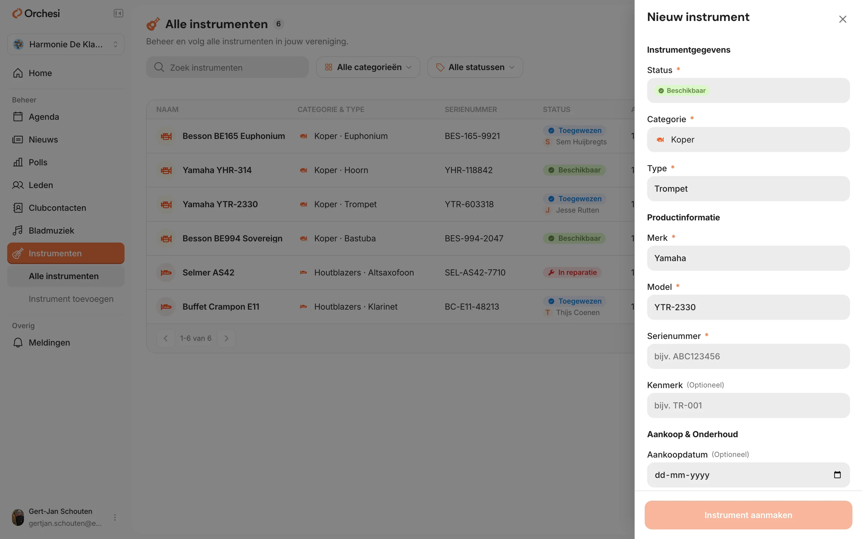 Het venster Nieuw instrument: Status Beschikbaar, Categorie Koper, Type Trompet, Merk en Model als voorbeeld ingevuld, en de velden Serienummer, Kenmerk en Aankoopdatum.